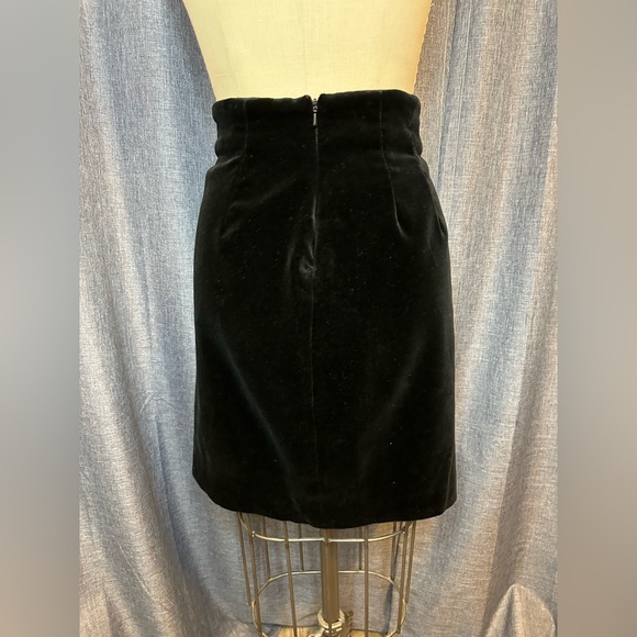 Vintage Banana Republic Velvet Skirt - Picture 4 of 7